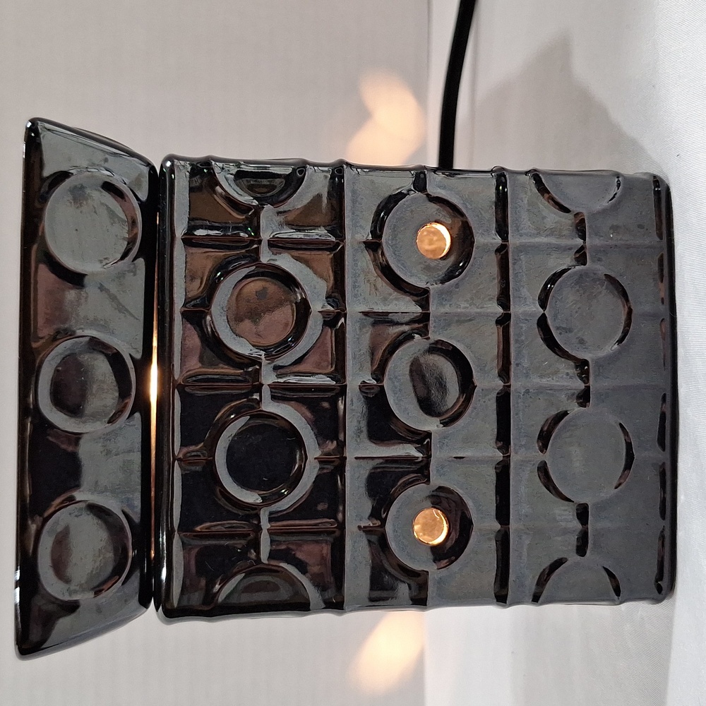 #AAE Scentsy warmer model DSW-ONYX BLACK